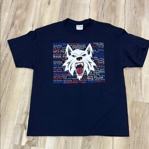 Navy Graphic men’s T-Shirt with Wolf Design size L